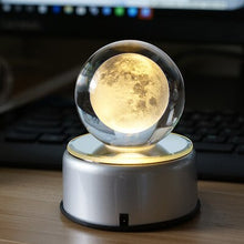 Load image into Gallery viewer, Rotating Crystal Ball Night Light